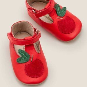 Baby Boden Supersoft Apple Shoes